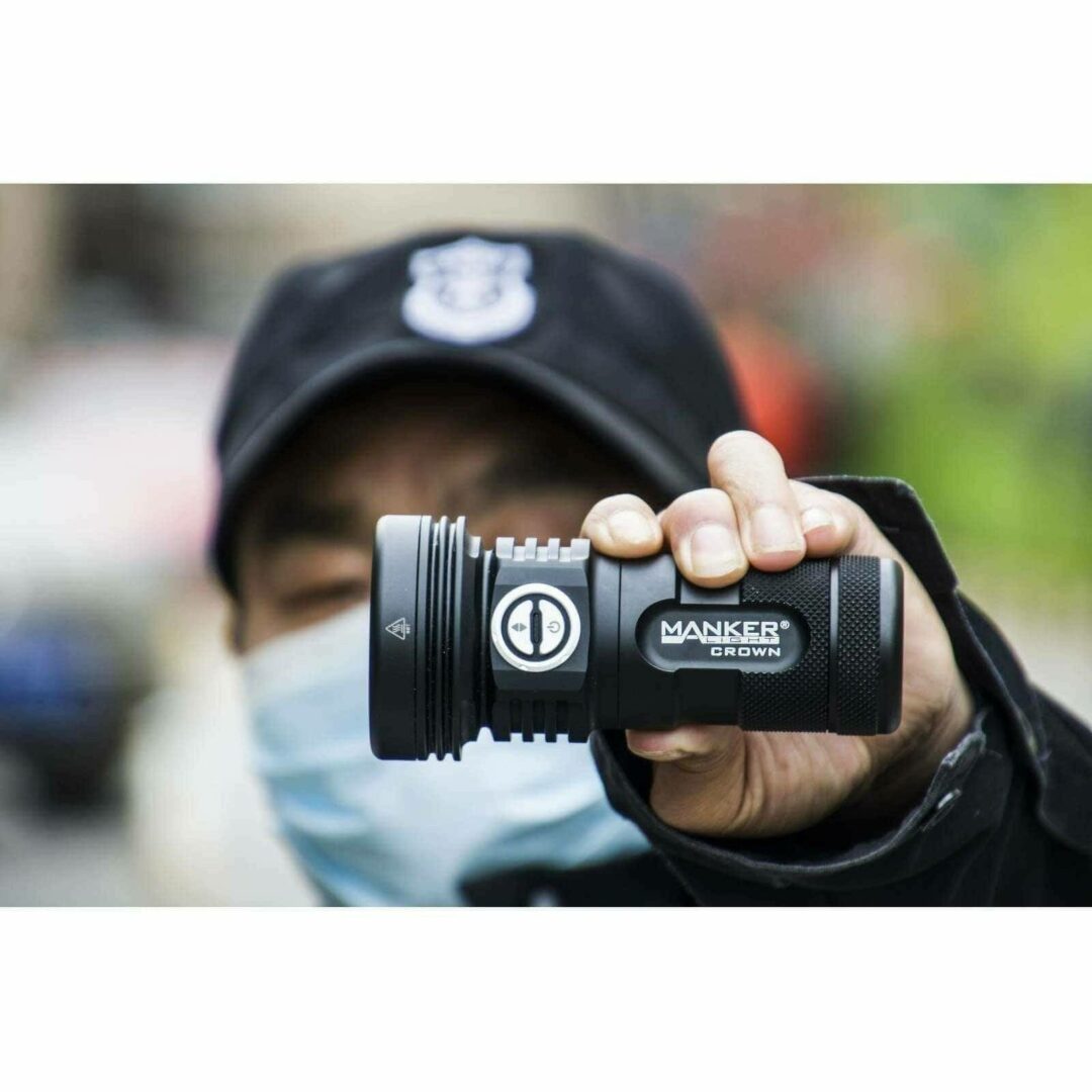 Manker Crown Digital Zoom Flashlight 5000 Lumens 900m